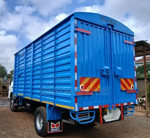 Isuzu NPR 2015 White