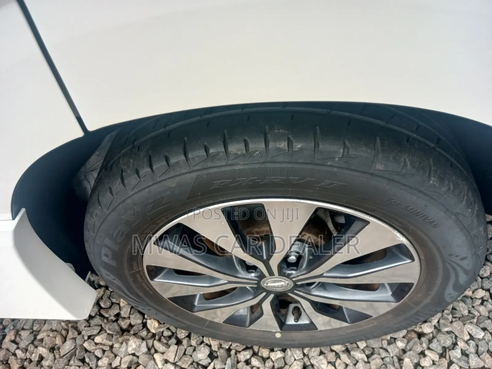 Nissan Serena 2019 White