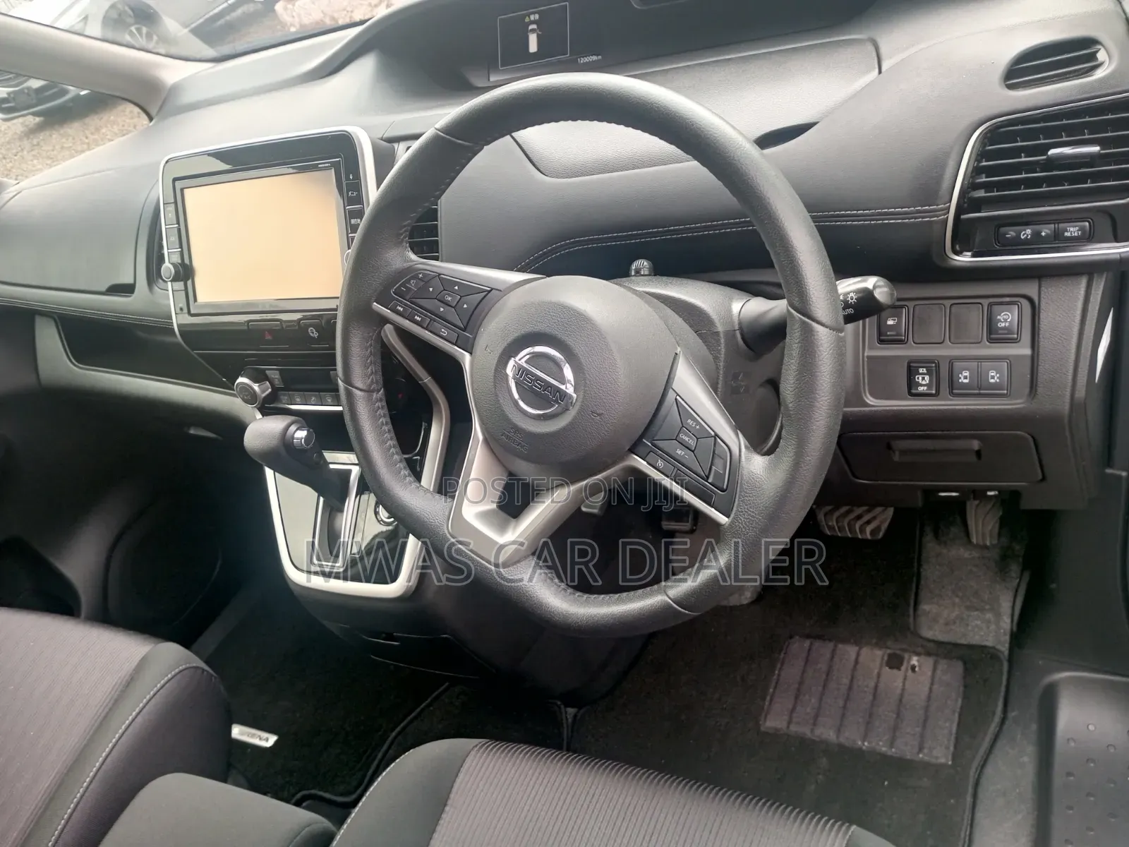 Nissan Serena 2019 White