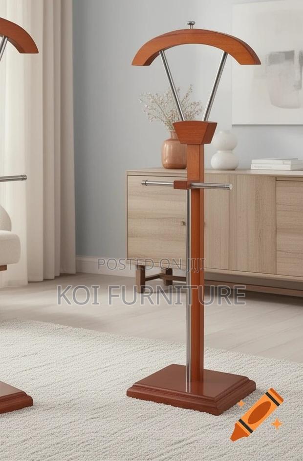 Hnagers; Mahogany Executive Hat Coat Hangers - thumbnail 4