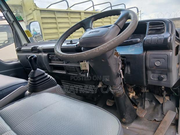Isuzu NPR 2015 White - thumbnail 9