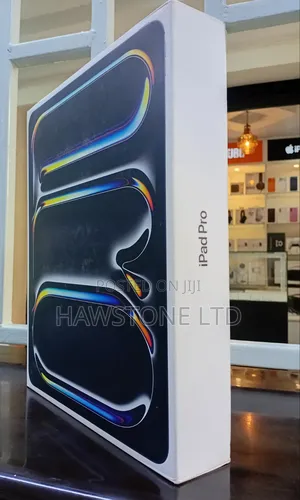 New Apple iPad Pro 13 (2025) 256 GB Black