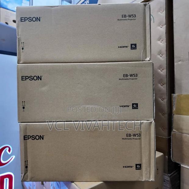 Epson W53 Projector