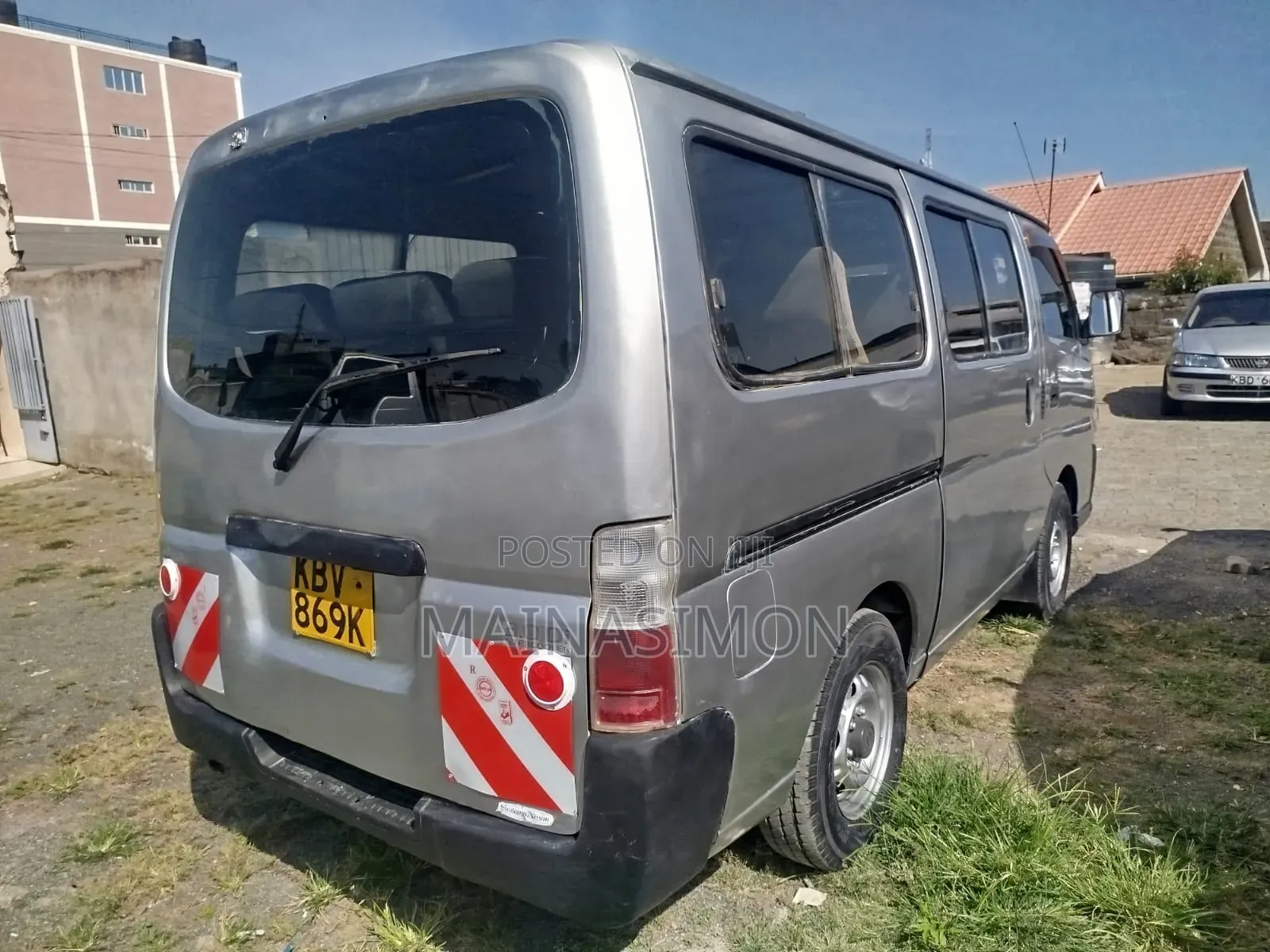 Nissan Caravan (Urvan) 2006 Grey