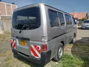Nissan Caravan (Urvan) 2006 Grey