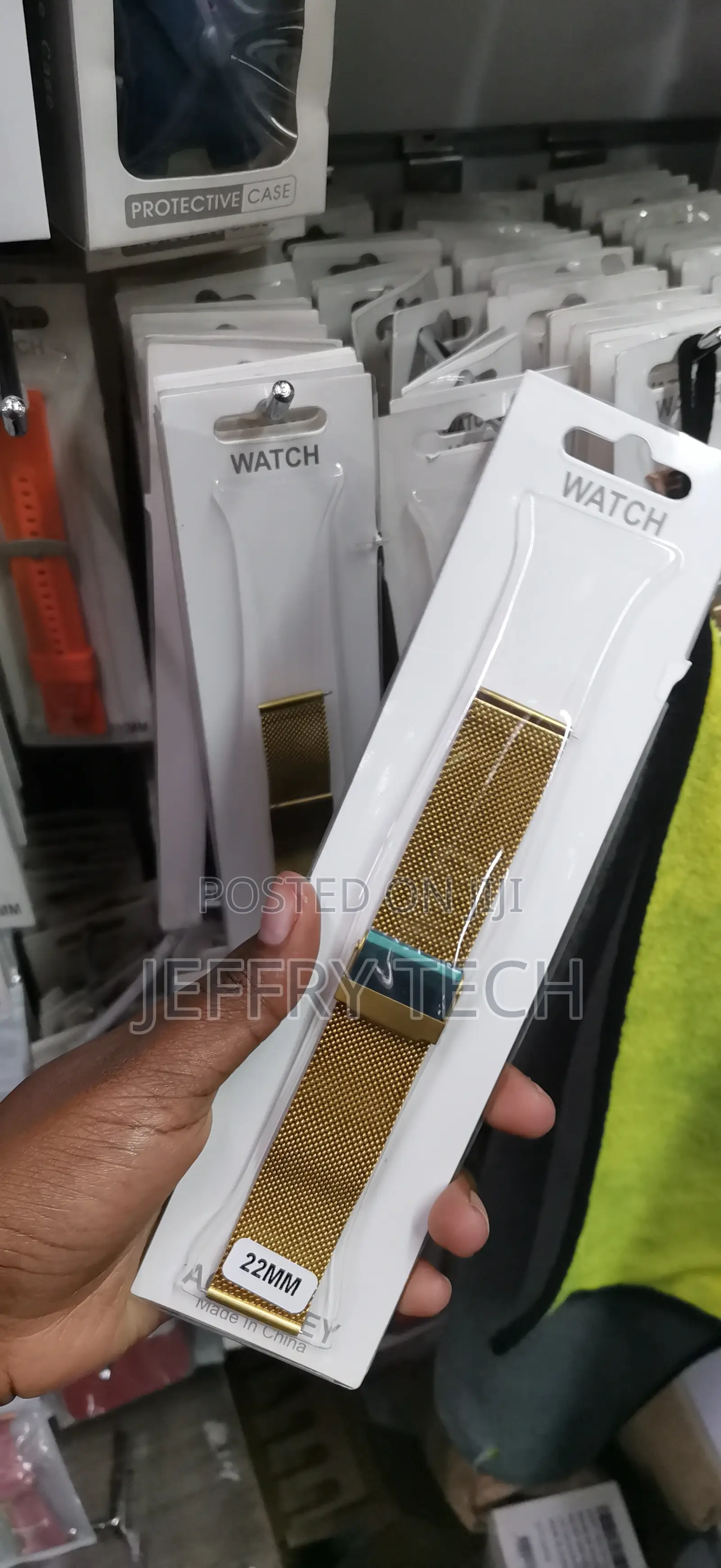 22mm Gold-Tone Magnetic Stainless Steel Mesh Watch Strap-Android