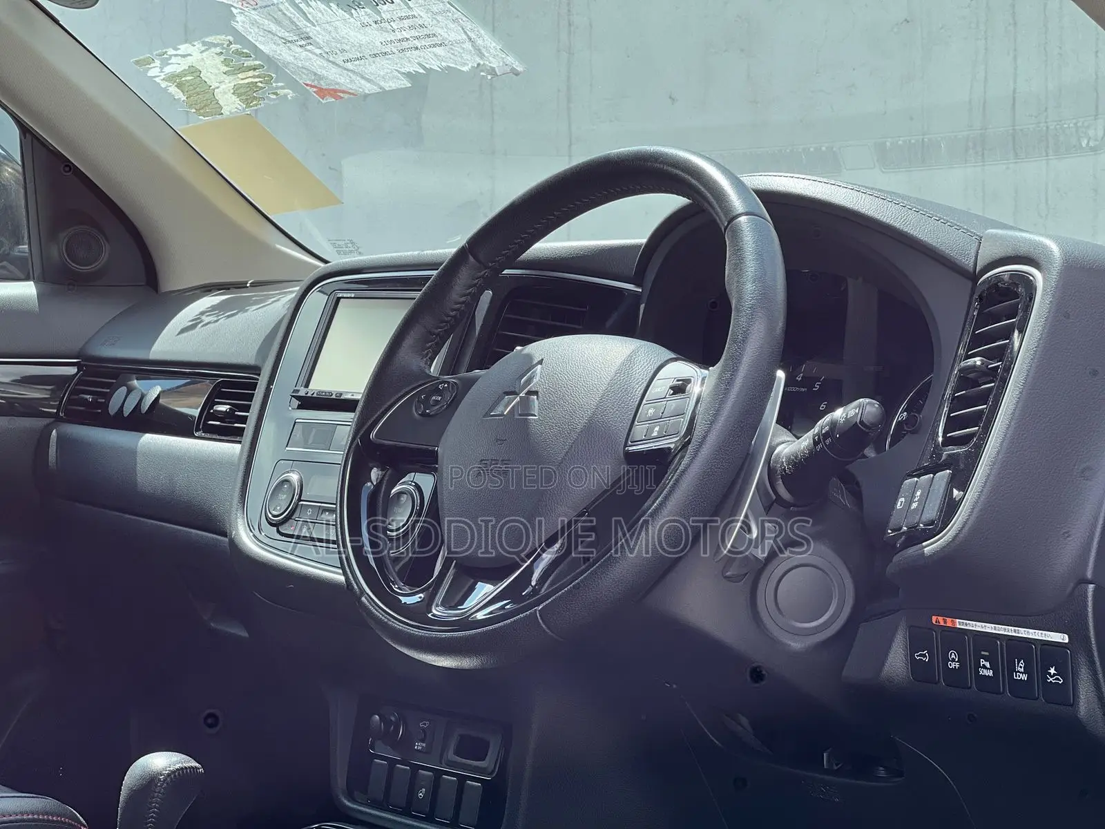 Mitsubishi Outlander 2019 Green