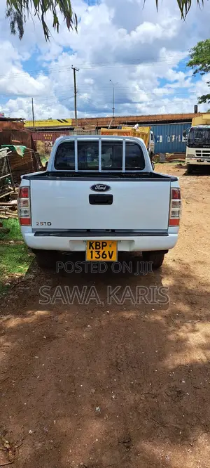 Ford Ranger XL 2010 White
