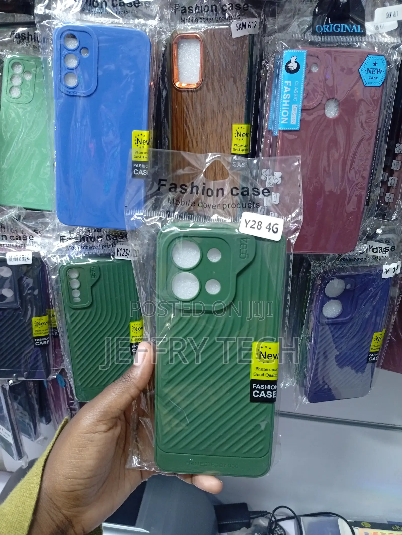 Vivo Y28 4g-Wavy Line/Grooved Pattern Texture Case