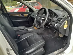 Mercedes-Benz C200 2010 White