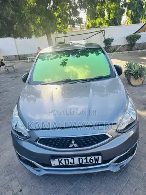 Mitsubishi Mirage SE 2017 Gray