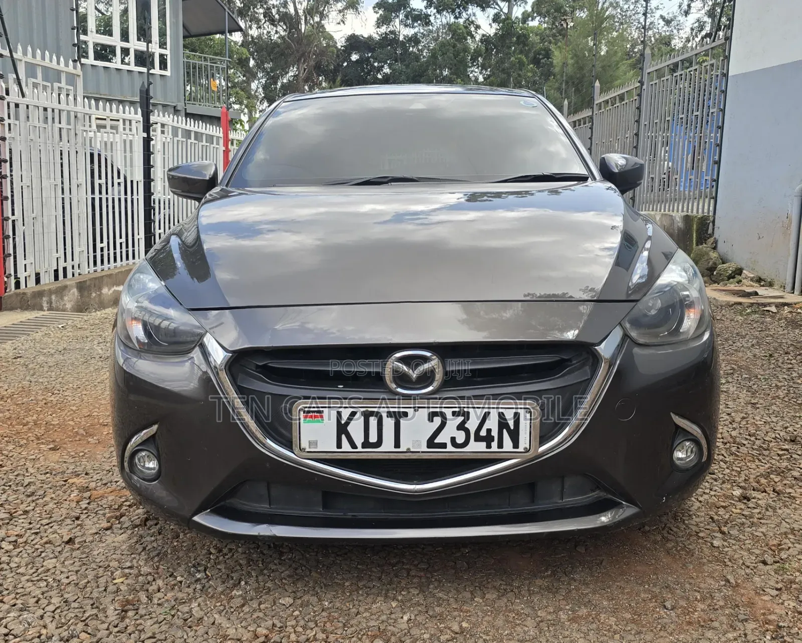 Mazda Demio 2018 Gray