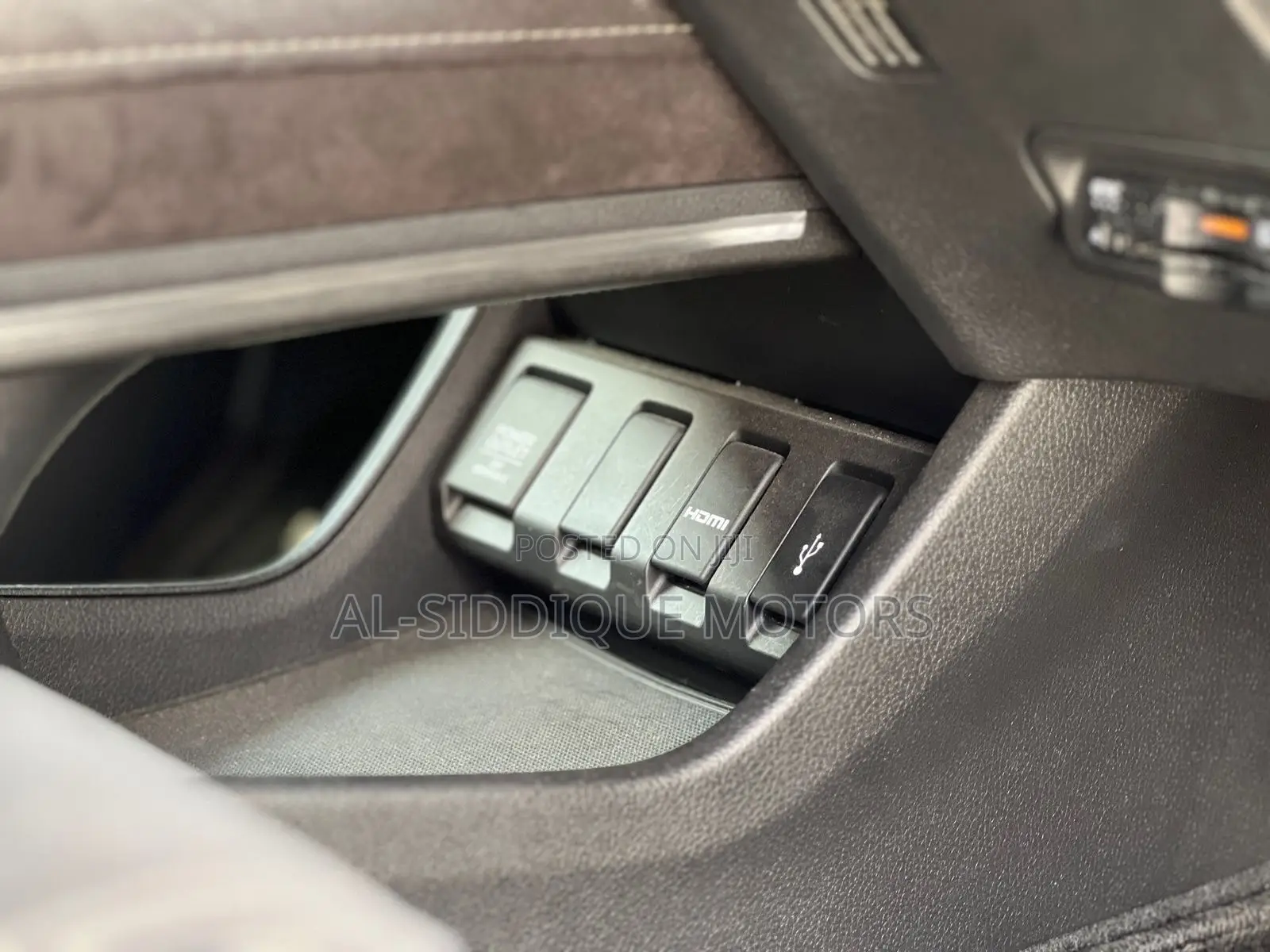 Honda Vezel 1.5 Hybrid 2WD 2019 Black