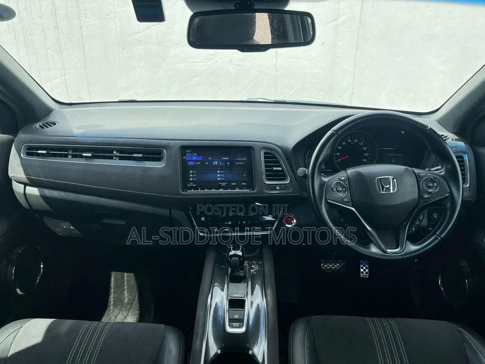 Honda Vezel 1.5 Hybrid 2WD 2019 Black