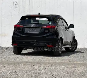 Honda Vezel 1.5 Hybrid 2WD 2019 Black