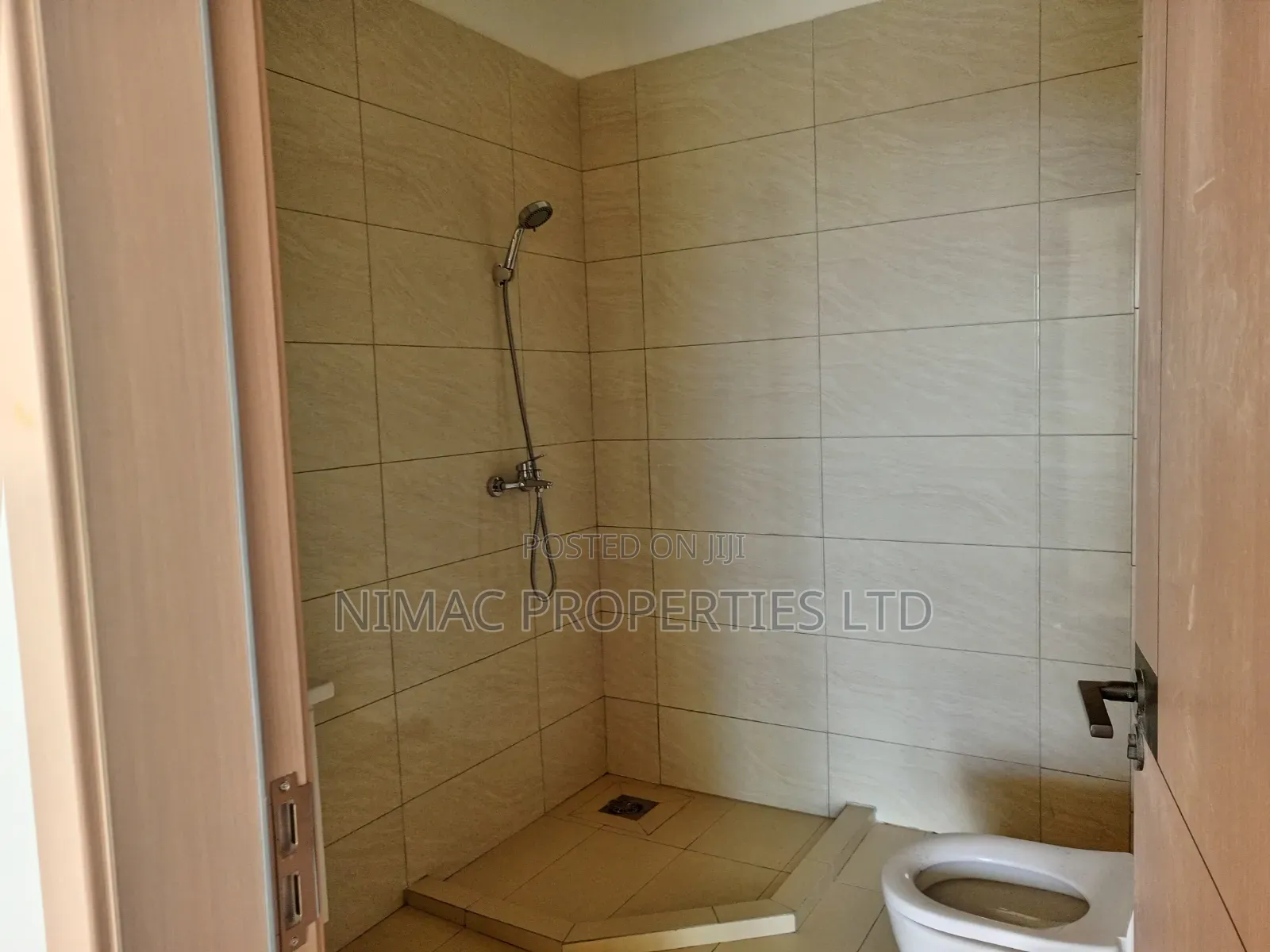 3bdrm Apartment in Sunrise Ecovale, Gataka for rent