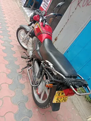 Honda CB 2024 Red