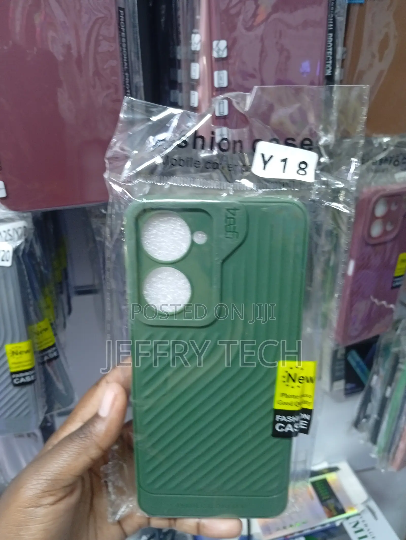 Vivo Y18 Matte Green Gear4-Style Wave-Textured Phone Case