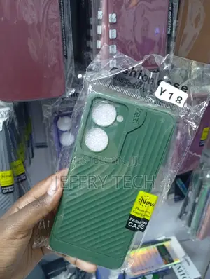 Vivo Y18 Matte Green Gear4-Style Wave-Textured Phone Case