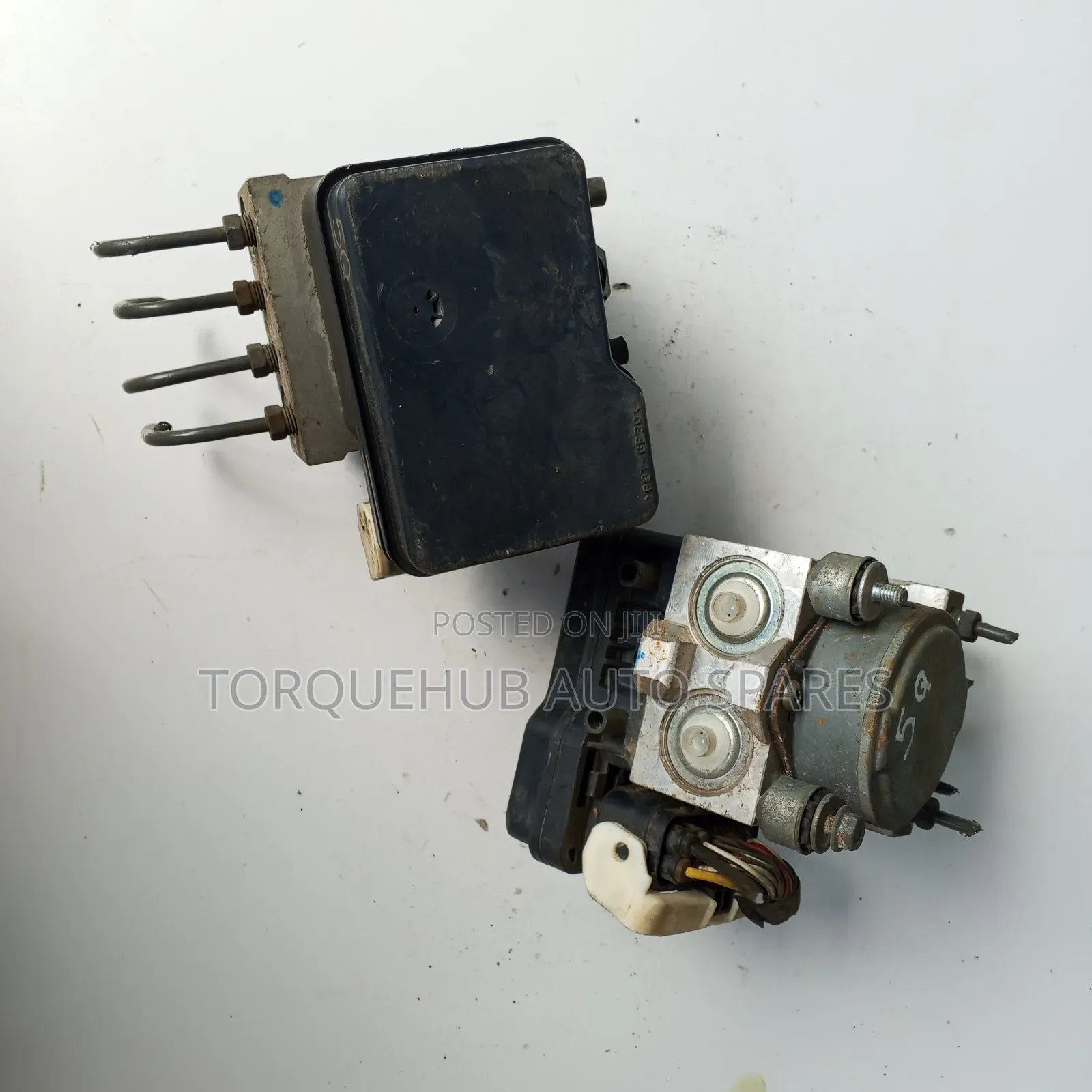 Toyota Prado Abs Pump (5q)