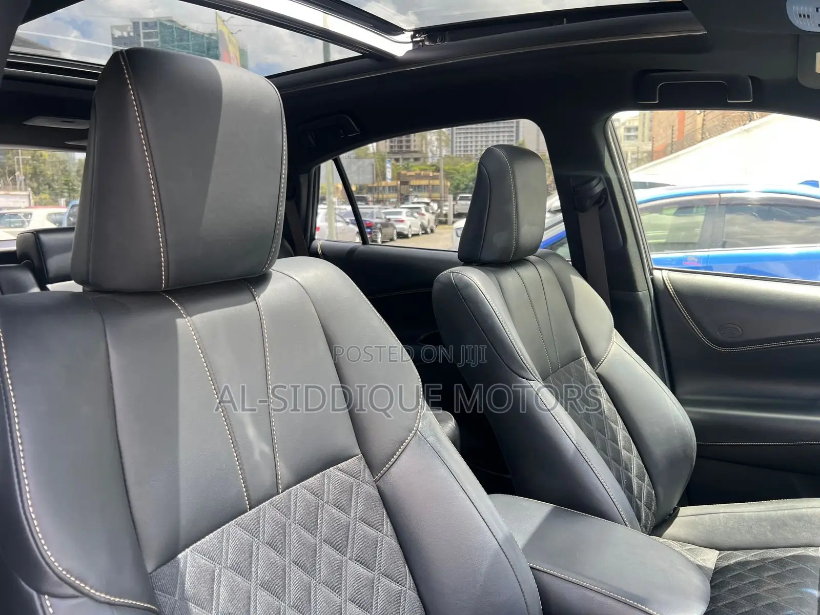 Toyota Harrier 2.0 2019 Off white