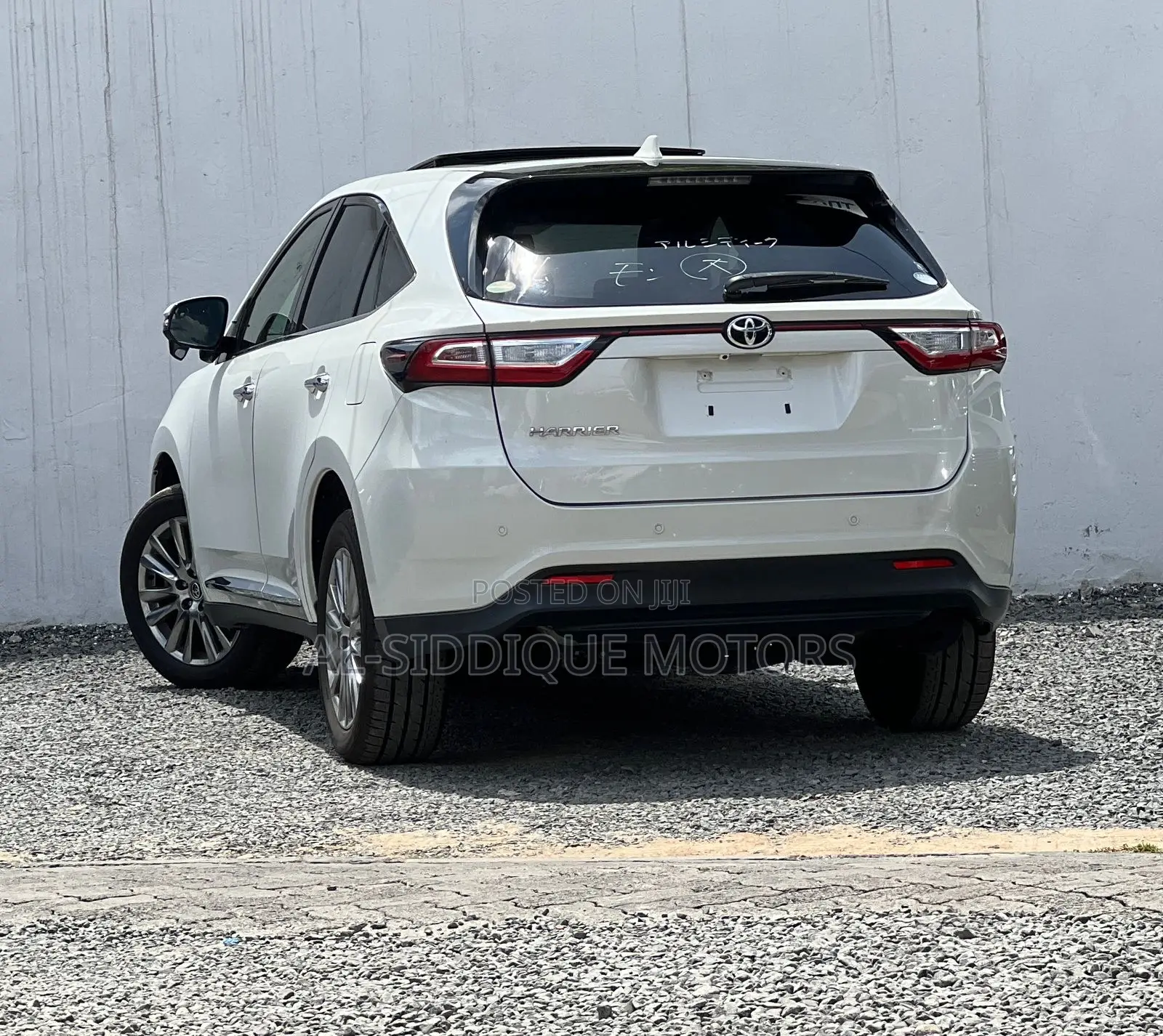 Toyota Harrier 2.0 2019 Off white