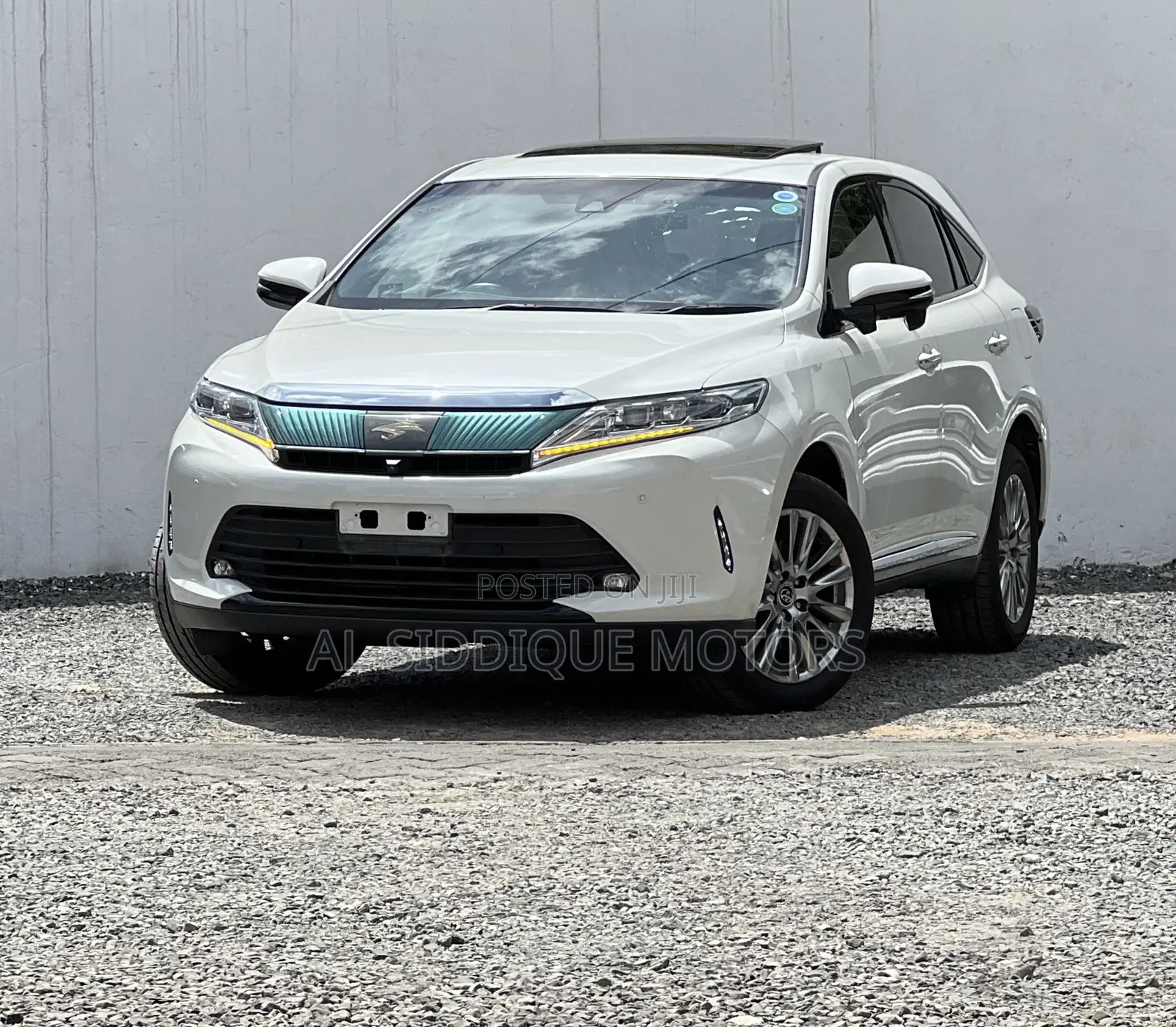 Toyota Harrier 2.0 2019 Off white