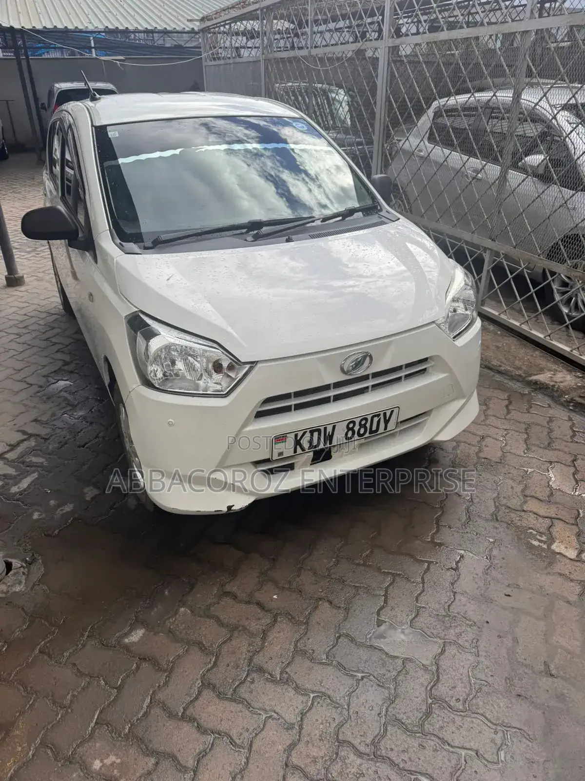 Daihatsu Mira 2018 White