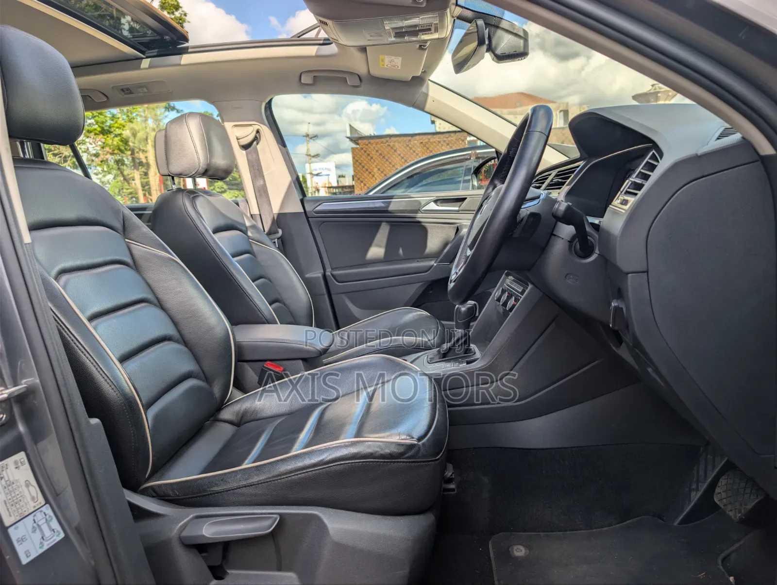 Volkswagen Tiguan 2018 Gray