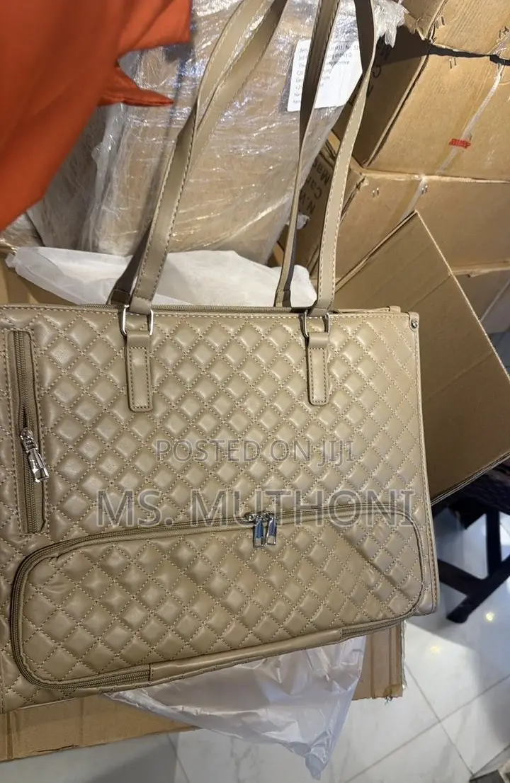 Quilted Business/ Laptop Tote With a Built-in Insulated Compartment