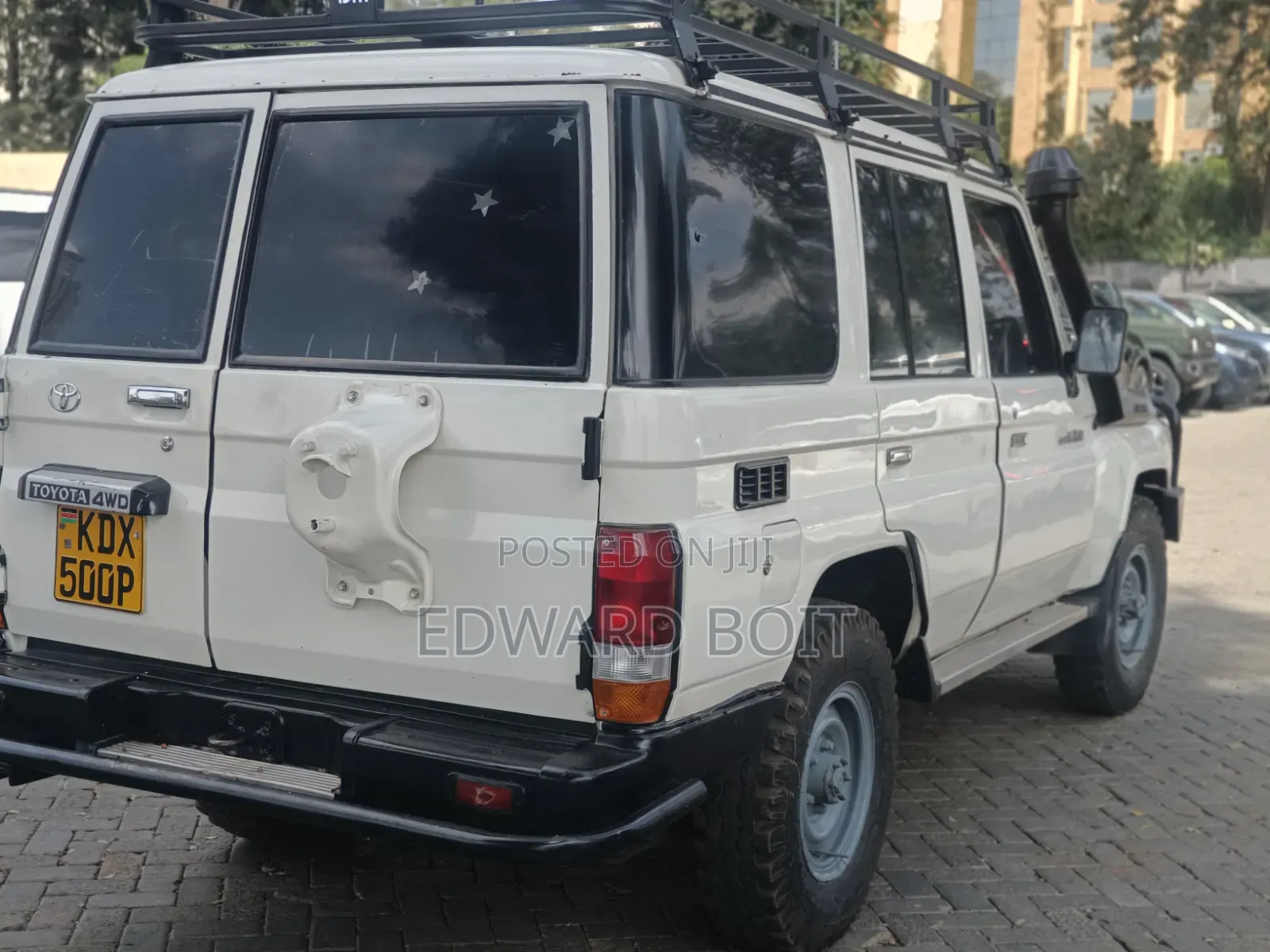 Toyota Land Cruiser 2012 White