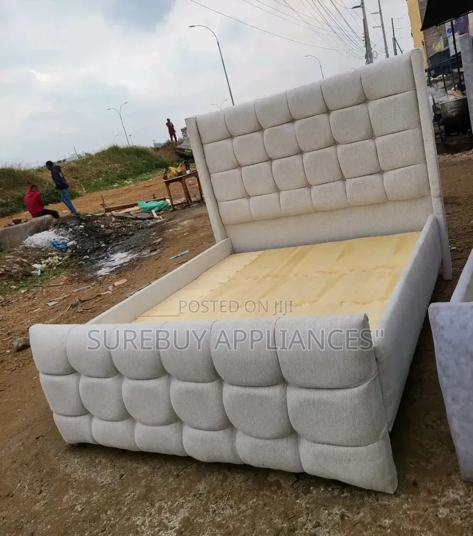 6*6 Chester Bed,Premium Chester Bed With Deep Tufted Headboard