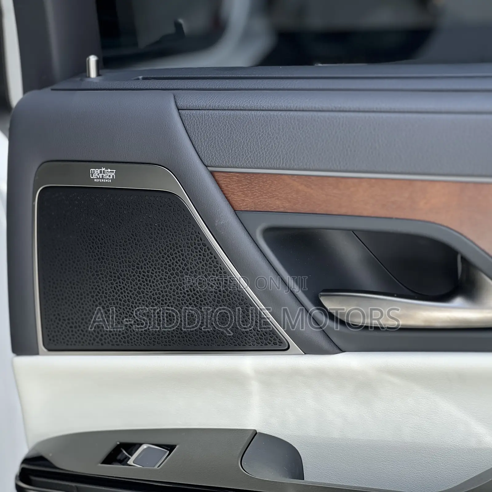 Lexus LX 600 2023 White