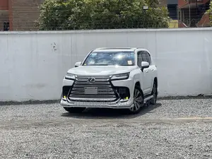 Lexus LX 600 2023 White