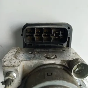 Toyota Mark X Grx120 Abs Module (6q)
