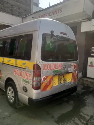 Toyota HiAce 2014 Silver