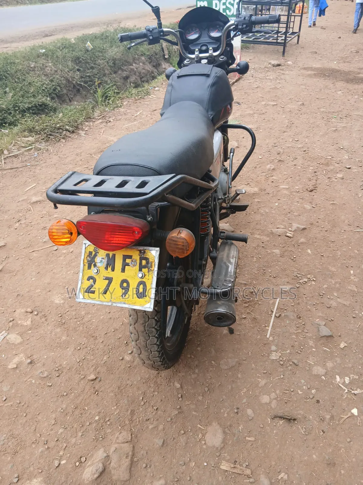 Bajaj Boxer 2022 Black