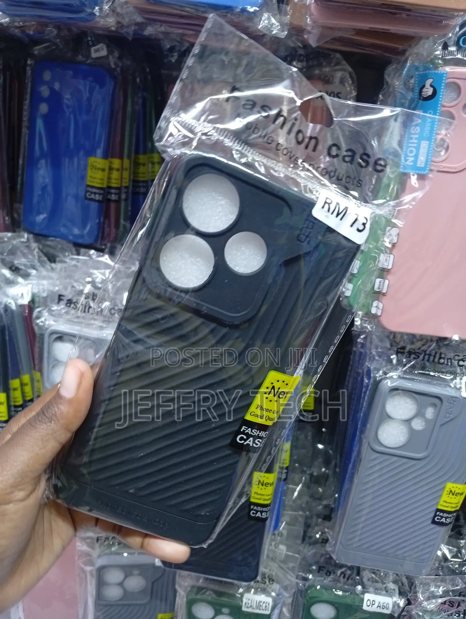 Rm13 Three-Lens Cutout Pattern Case
