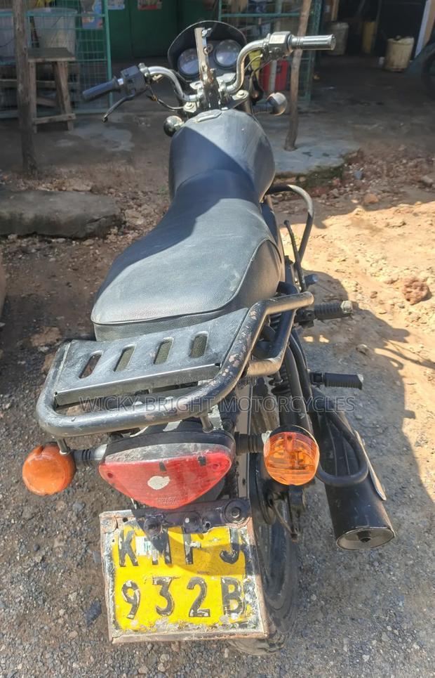Bajaj Boxer 125 2022 Black - thumbnail 4