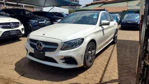 Mercedes-Benz C200 2020 White