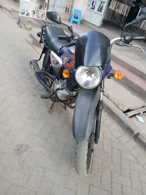 Bajaj Boxer 2022 Blue