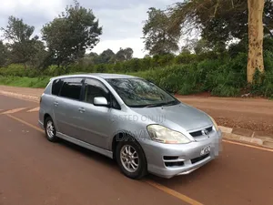 Toyota Ipsum 2004 Silver