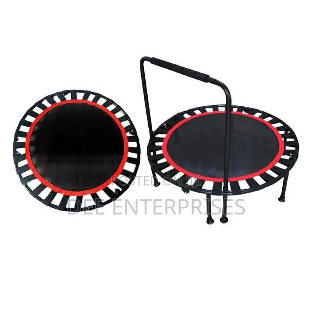 Round Trampoline With a Handle