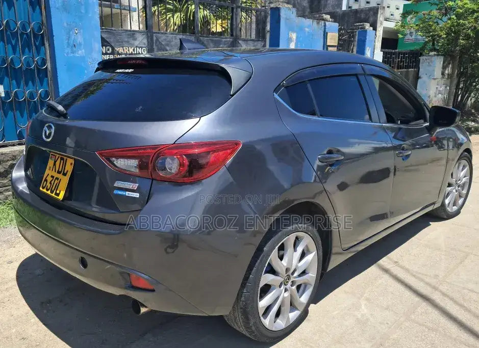 Mazda Axela 2015 Gray