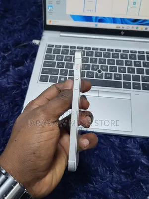 Apple iPhone 5 16 GB White