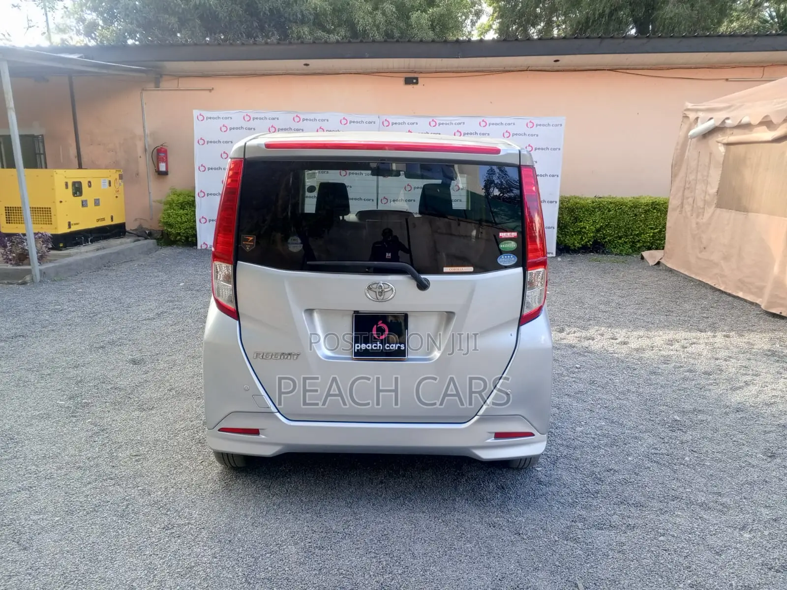 Toyota Roomy 2018 Silver