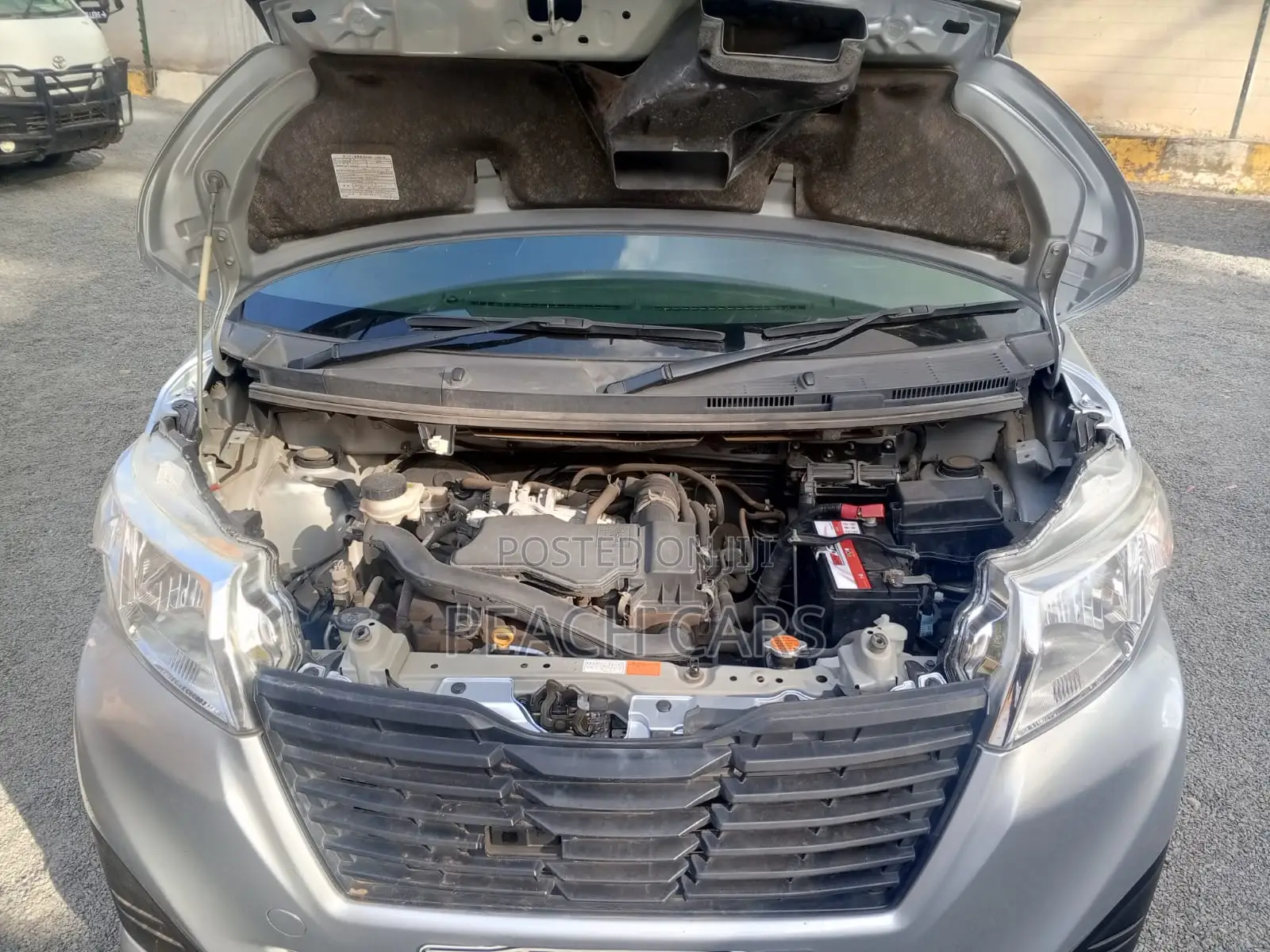 Toyota Roomy 2018 Silver
