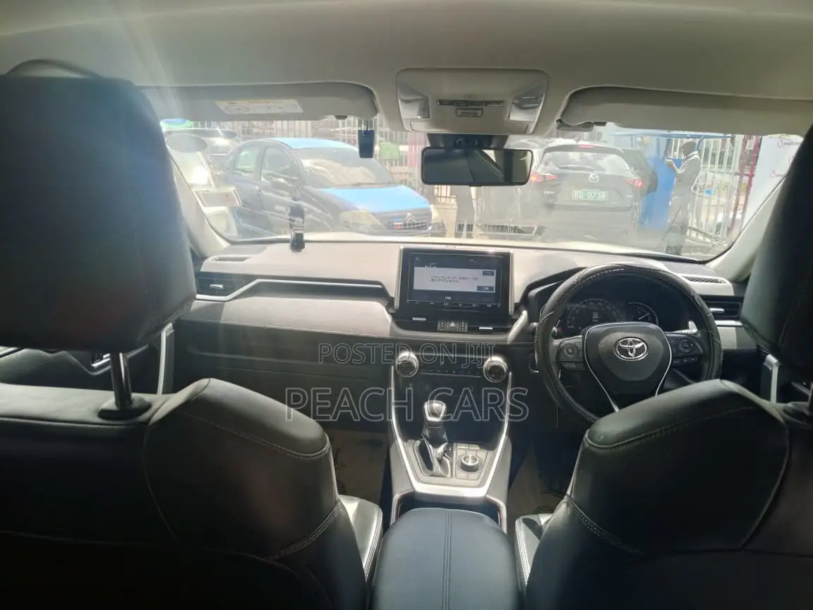 Toyota RAV4 2019 White