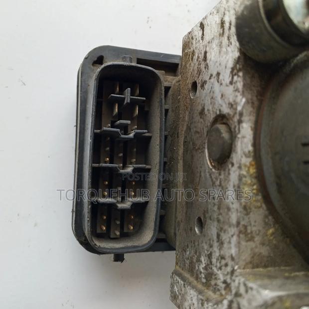 Toyota Hiace 2007 Abs Module (6h) - thumbnail 2