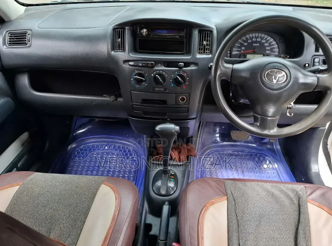 Toyota Succeed SV Premium 2014 White